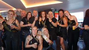 Foto 017.jpg aus dem Album Bootsparty am 05.08.2023 vergrößern